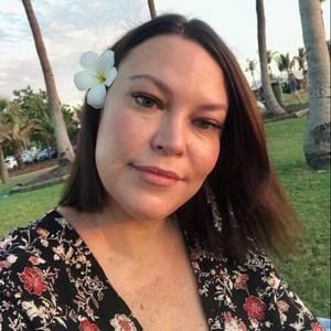 Meet your Posher, Alicia